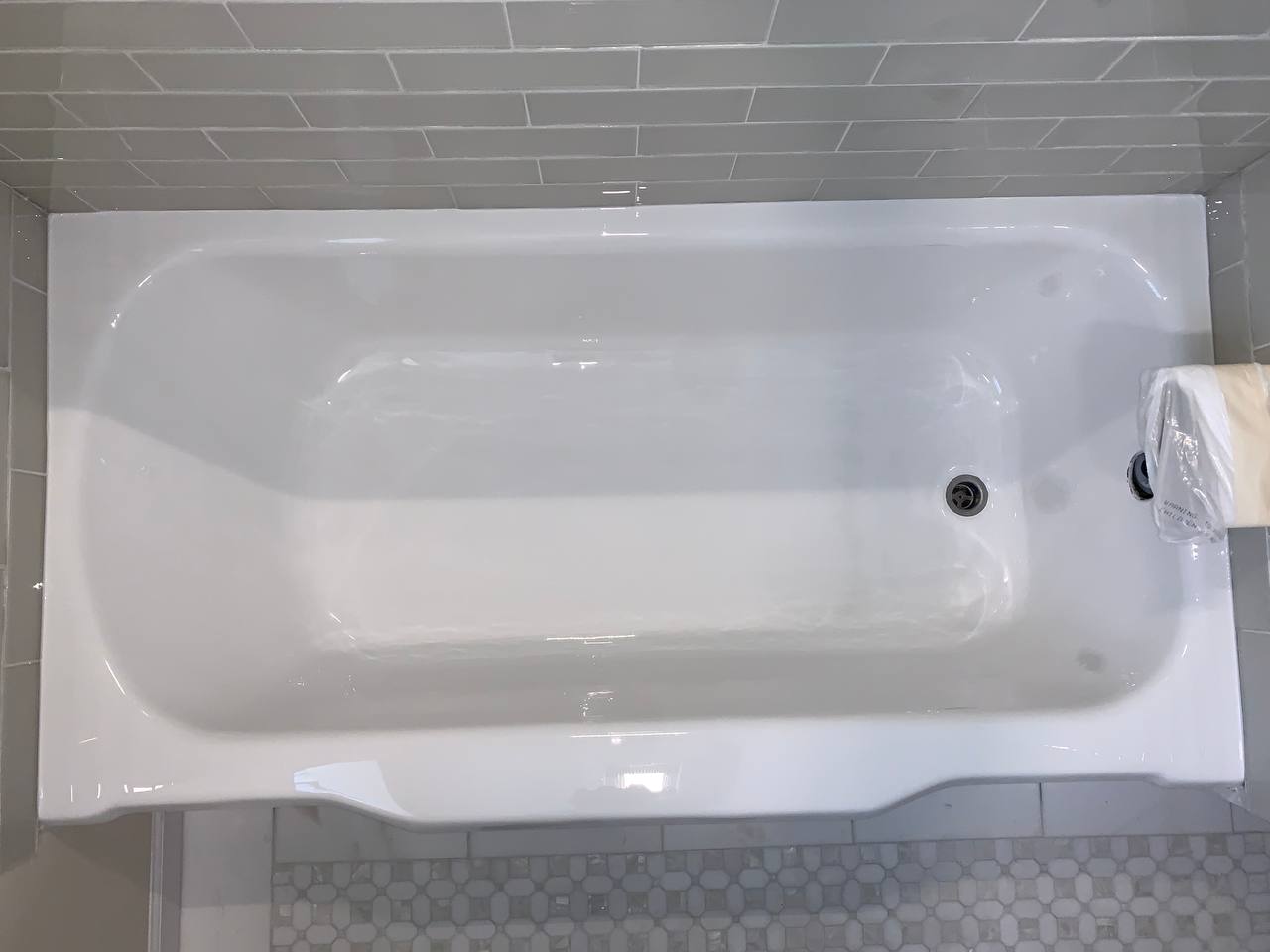 bathtub refinishing after